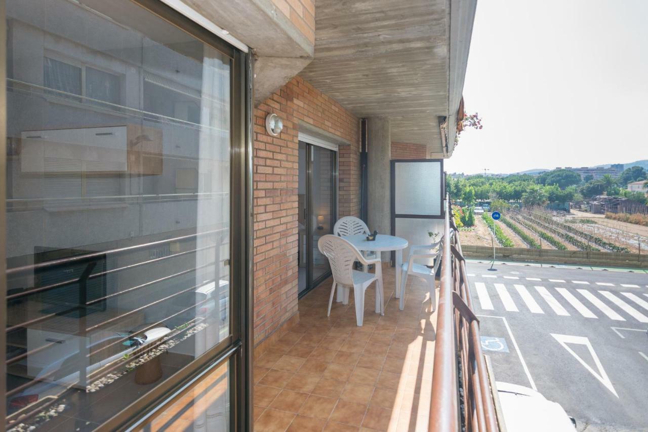 Homeholidaysrentals Frida Pineda de Mar Extérieur photo