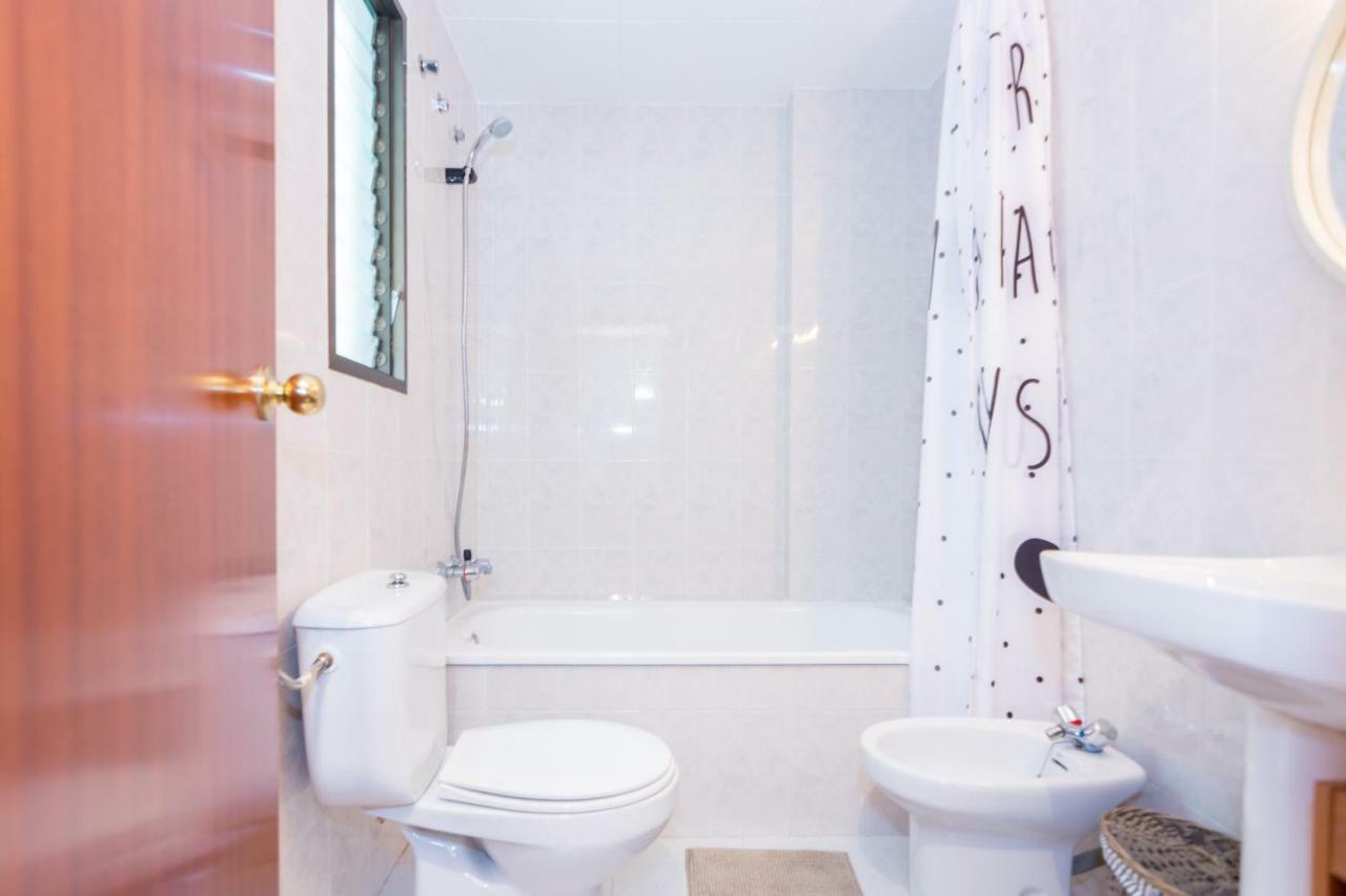 Homeholidaysrentals Frida Pineda de Mar Extérieur photo